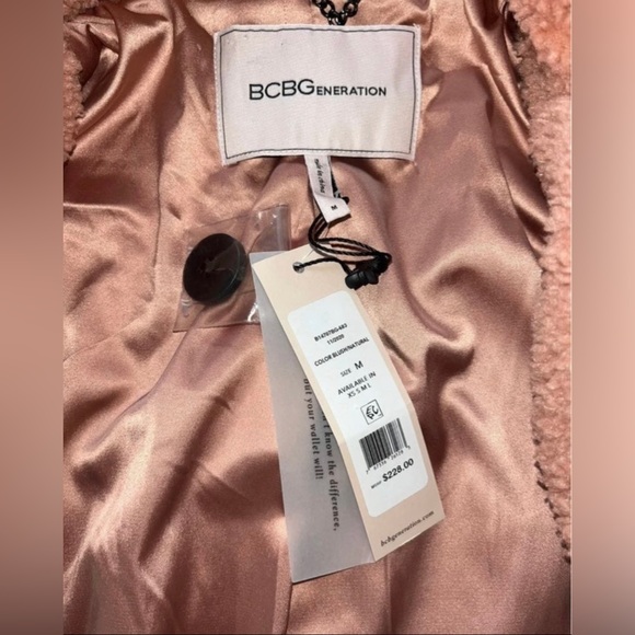 BCBG COAT - Picture 7 of 9